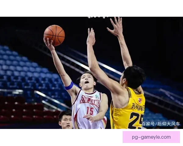 上海双杀北控迎20胜 洛夫顿豪斯齐发威 上海双杀北控迎20胜 洛夫顿豪斯齐发威